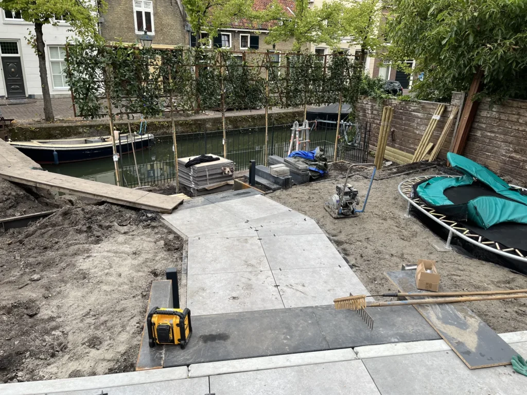 Tuinaanleg in uitvoering